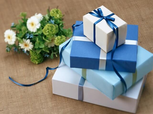 Trends In Wedding Attendants’ Gifts